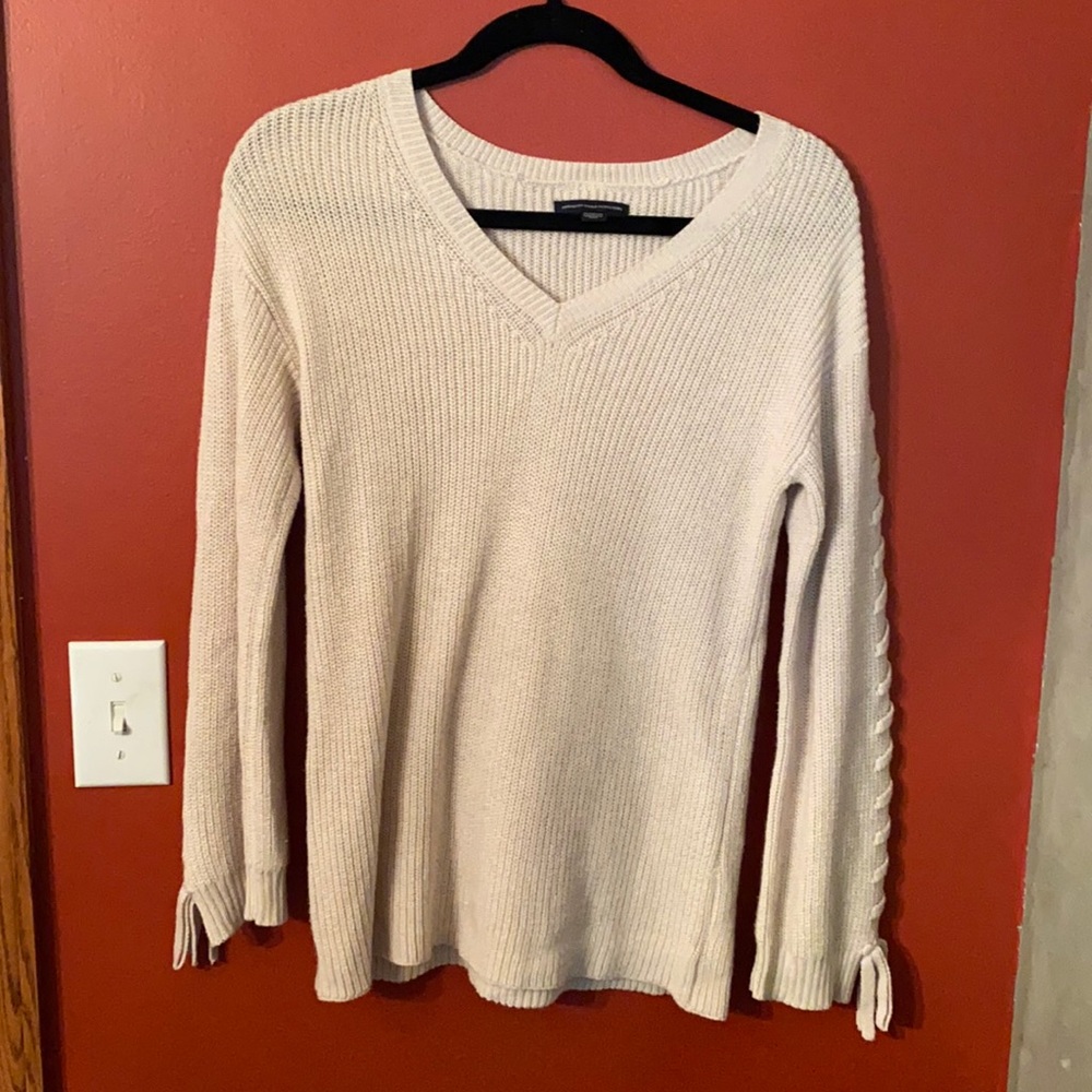 American Eagle cream sweater - Picture 1 of 2